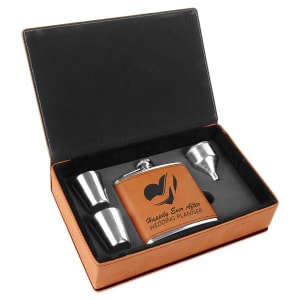 CUSTOM LEATHERETTE OR STAINLESS STEEL FLASK SETS